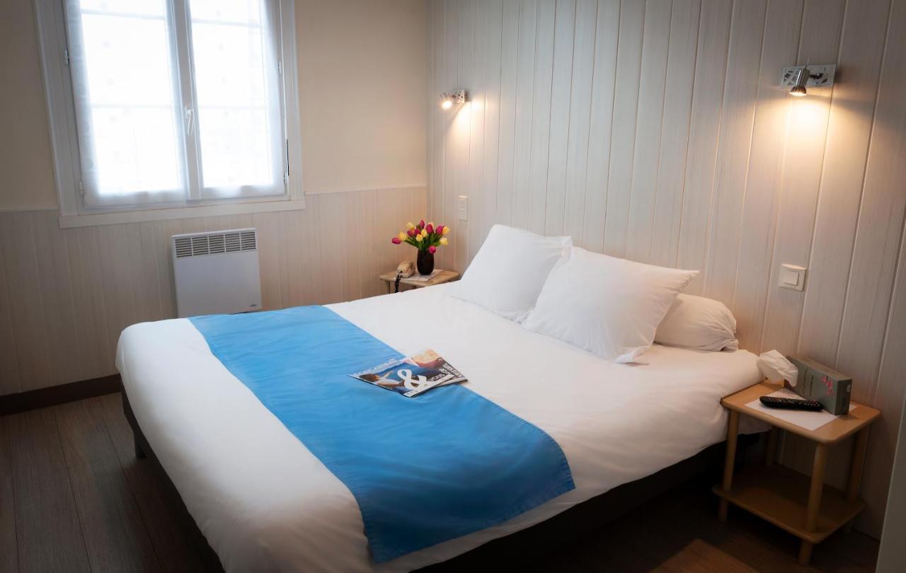 Hotel Du Port กงการ์โน ภายนอก รูปภาพ
